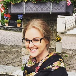 Meet your Posher, Robyn